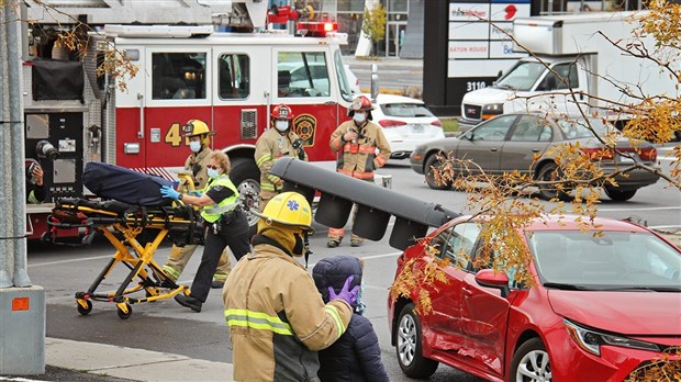 Deux dames sont blessées dans une collision à Vaudreuil-Dorion