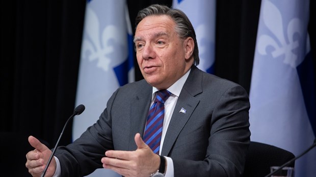 Zones rouges: encore 4 semaines de mesures sanitaires imposées, annonce Legault