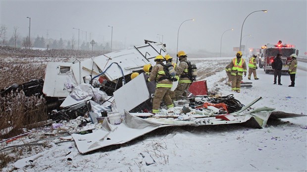 Deux accidents compliquent les déplacements sur l'autoroute 40 Est