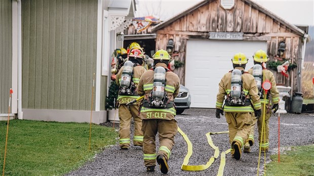Intervention des pompiers de Sainte-Marthe dans une résidence plus que centenaire 