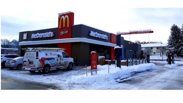 Les restaurants McDonald's ferment leur salle à manger