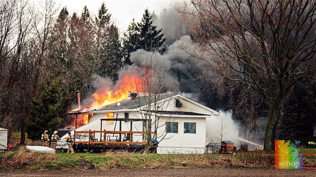 Incendie important: Une famille de Saint-Télesphore à la rue