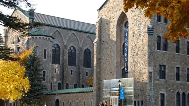 La vie étudiante au Cégep Gérald-Godin: essentielle en temps de confinement 