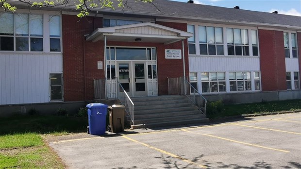 Deux cas positifs de COVID-19 dans les écoles de Coteau-du-Lac  
