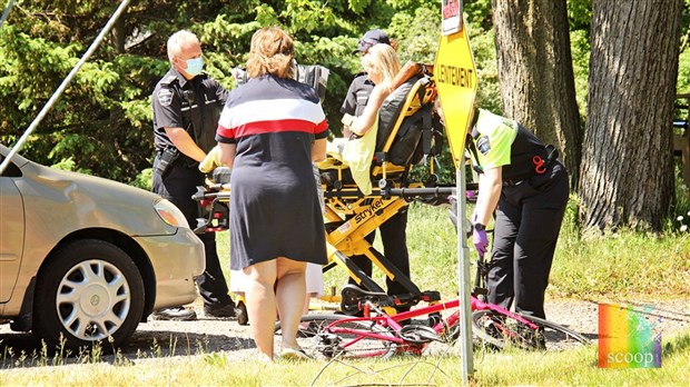 Collision entre une cycliste et une automobile à Pincourt 