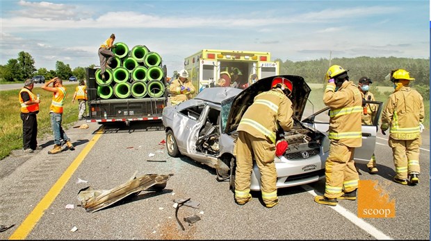 Deux travailleurs en signalisation frôlent la mort sur l’autoroute 20 