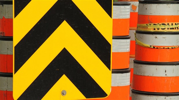 Changement de signalisation sur le chantier du boulevard de la Cité-des-Jeunes