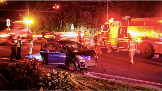 Collision sur le boulevard de la Cité des Jeunes à Les Cèdres