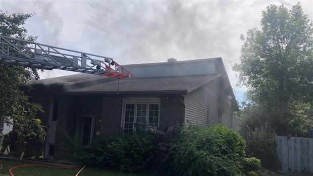 Un incendie cause d'importants dommages à Pincourt