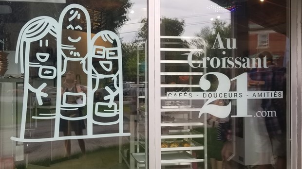 La crise sanitaire aura eu raison du café Au croissant 21 de Rigaud