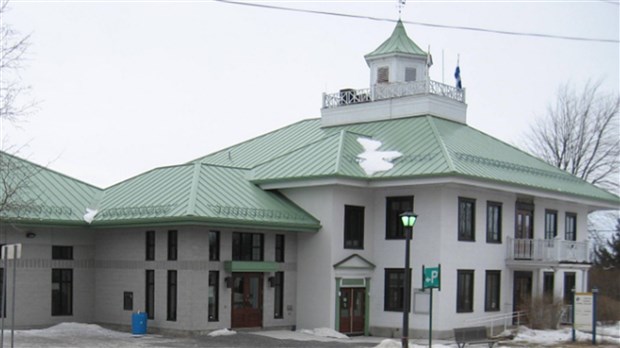 Retour des prêts sans contact à la bibliothèque de Rigaud 