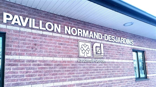 Le parc Dorion-Gardens aura sa surface de Dek hockey
