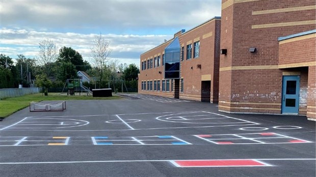 Investissements de 70 000$ dans les cours d'école de Coteau-du-Lac 