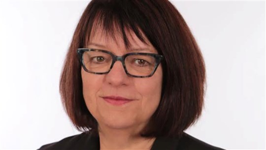L'ex-journaliste Liliane Besner vise un poste de conseillère municipale à Vaudreuil-sur-le-Lac