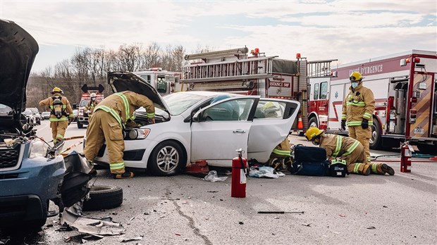Une collision entre trois véhicules fait trois blessés sur la route 201 à Rigaud