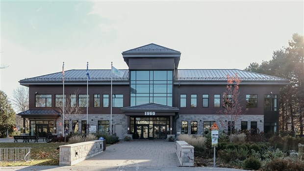 Le statut vaccinal d’un conseiller de Saint-Lazare sème la discorde