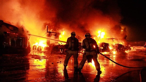 Un violent incendie cause d'importants dommages à Coteau-du-Lac