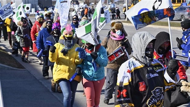 Les syndicats de Vaudreuil-Soulanges manifestent