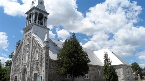 Plus de personnes peuvent être accueillis dans les lieux de culte