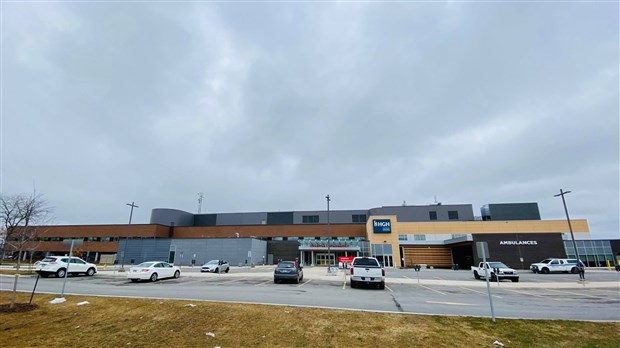 Un médecin québécois accusé de meurtre à Hawkesbury
