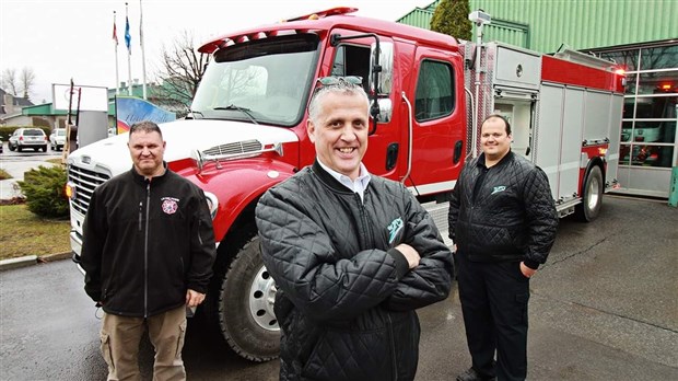 Le Service des incendies de Saint-Zotique s'offre un nouveau camion autopompe
