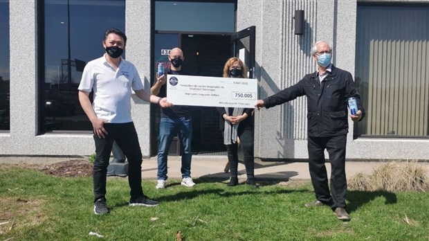 La Microbrassserie Trois Lacs remet 750$ à la Fondation de l'Hôpital de Vaudreuil-Soulanges 