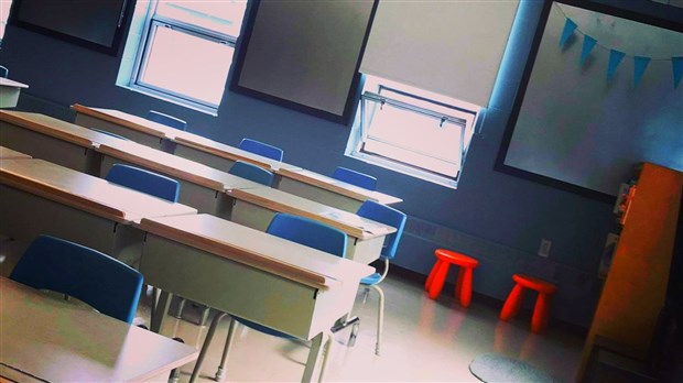 Des étudiants et du personnel scolaire à bout de souffle