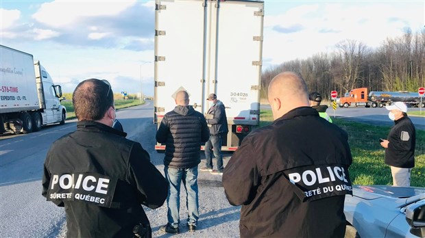 Saisie de 13 000 kilos de tabac à Rivière-Beaudette