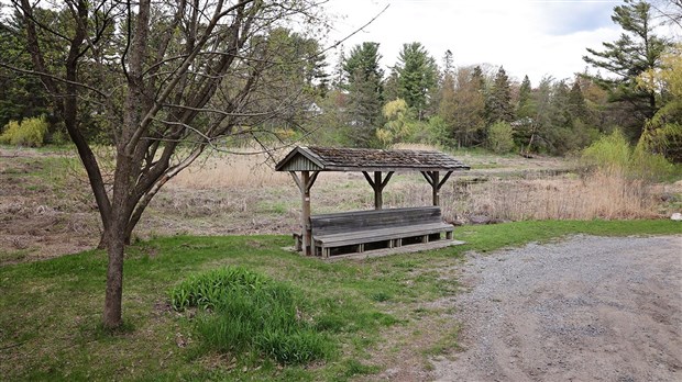 Lac Pine : Hudson adopte son règlement