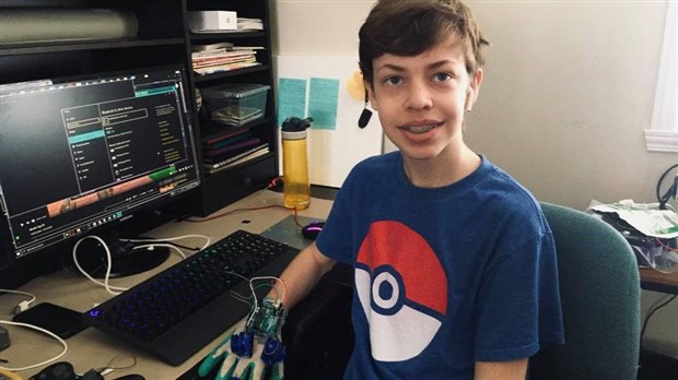 Un jeune passionné de technologie s’approprie le Lab pour son projet de réalité virtuelle