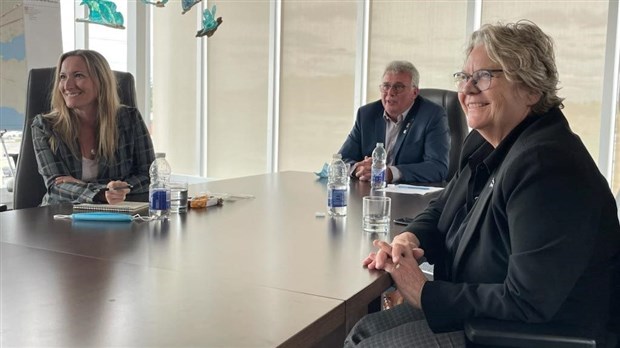 La ministre déléguée aux Transports rencontre les élus de Vaudreuil-Soulanges