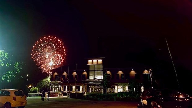 Des feux d'artifice fort appréciés à Saint-Lazare