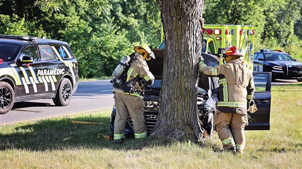 Sortie de route sur la 338 à Coteau-du-Lac