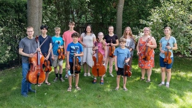Fonder son propre orchestre pour les jeunes de la région