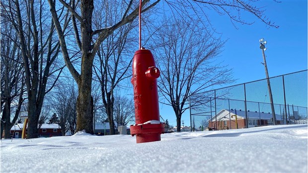 Les citoyens de Pincourt et NDIP invités à adopter une borne-fontaine cet hiver 