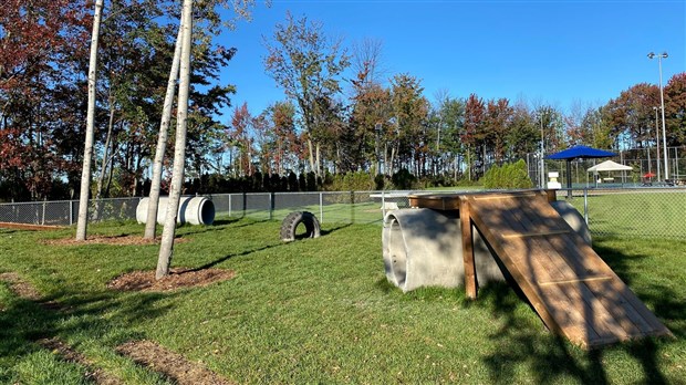 Une nouvelle aire canine aménagée au parc Quatre-Saisons à Saint-Zotique 