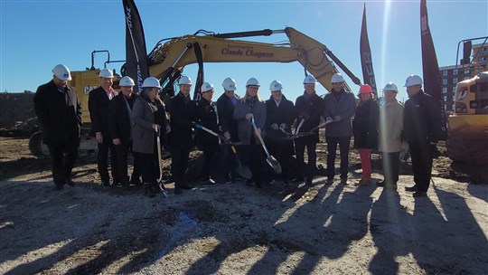 The City of Vaudreuil-Dorion officially breaks ground for Phase 1 of the Municipal Hub