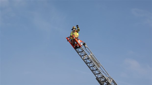 Les pompiers s'unissent pour la Maison de soins palliatifs de Vaudreuil-Soulanges