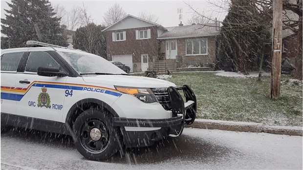 Une perquisition de la GRC toujours en cours à Vaudreuil-Dorion 