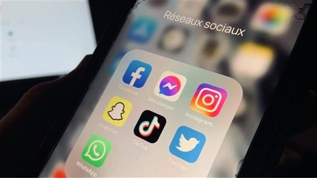 La SQ rappelle que la prudence est de mise sur les réseaux sociaux 