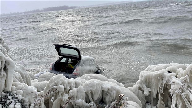 Un couple sauvé des eaux à Salaberry-de-Valleyfield