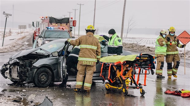  Accident à Saint-Clet entre deux véhicules 