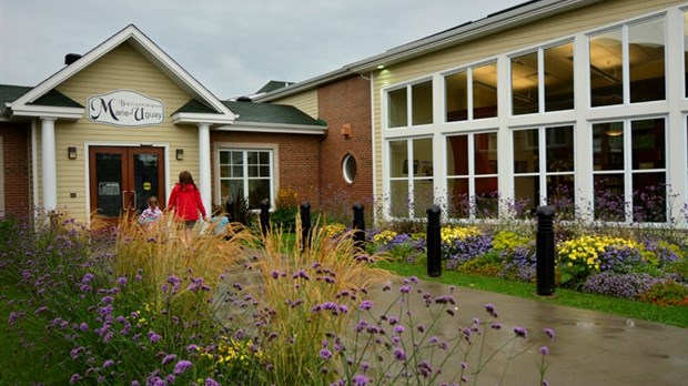 Les résidents de Terrasse-Vaudreuil sont les bienvenus à la bibliothèque Marie-Uguay