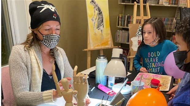 Une dernière activité de Fabienne Legrand pour clore la première édition d'Artiste en résidence