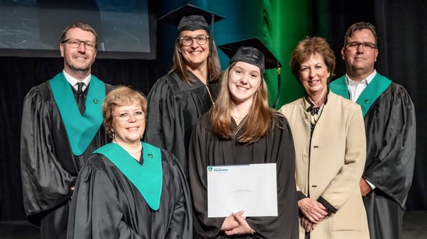 Le Cégep de Valleyfield célèbre ses finissants