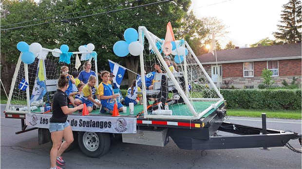 Retour en images sur le défilé de la Saint-Jean-Baptiste  à Coteau-du-Lac 
