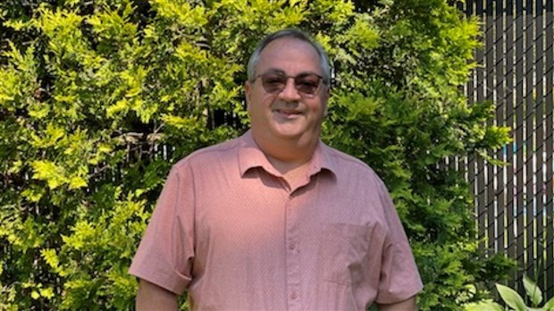 Élection partielle: Danie Deschênes appuie la candidature de Serge Groulx