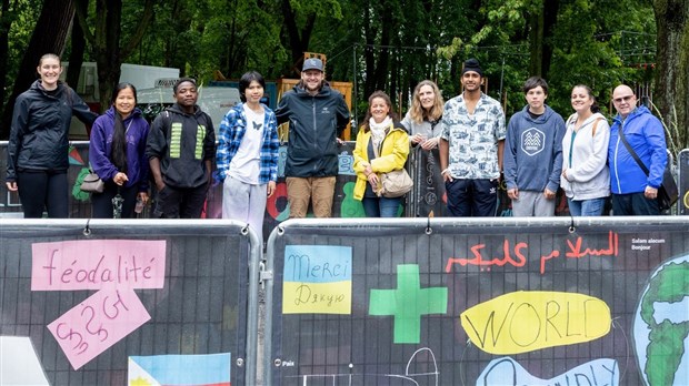 Les élèves de la Cité des Jeunes font tomber les barricades