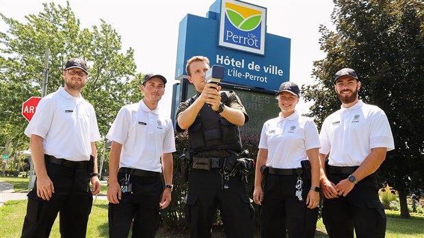 Les cadets de la SQ vont à la rencontre des citoyens de L'Île-Perrot