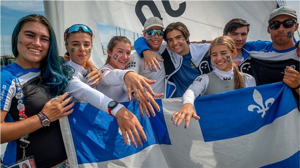 Loa Dinel , danseuse, skieuse et représentante du Québec en Voile